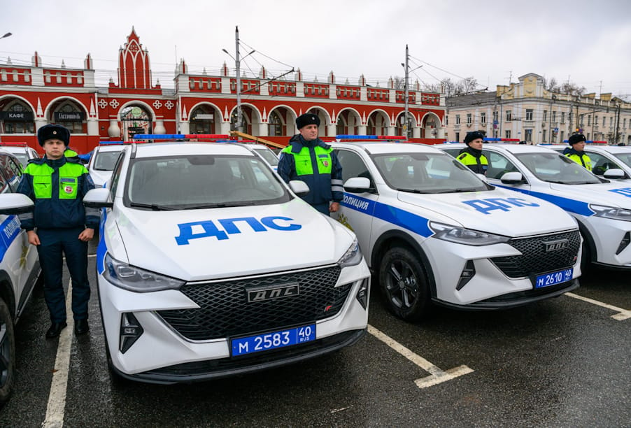 В Калужской области по нацпроекту «Безопасные качественные дороги» закуплено 148 патрульных машин